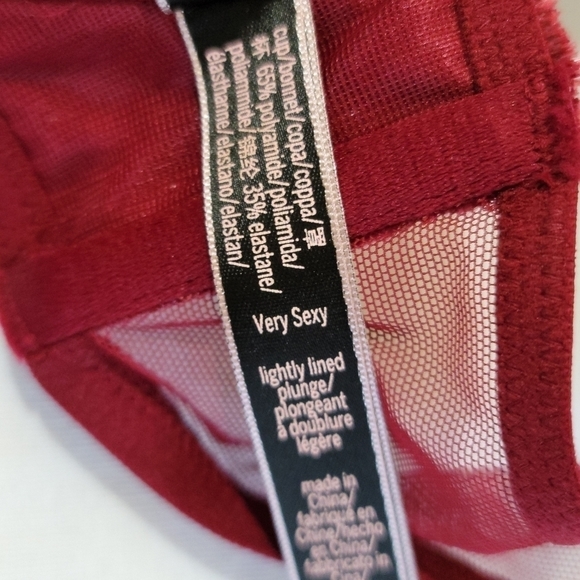 Victoria’s Secret Very Sexy High Neck Lace Plunge Bra‎ 32C Burgundy Red - Picture 9 of 9